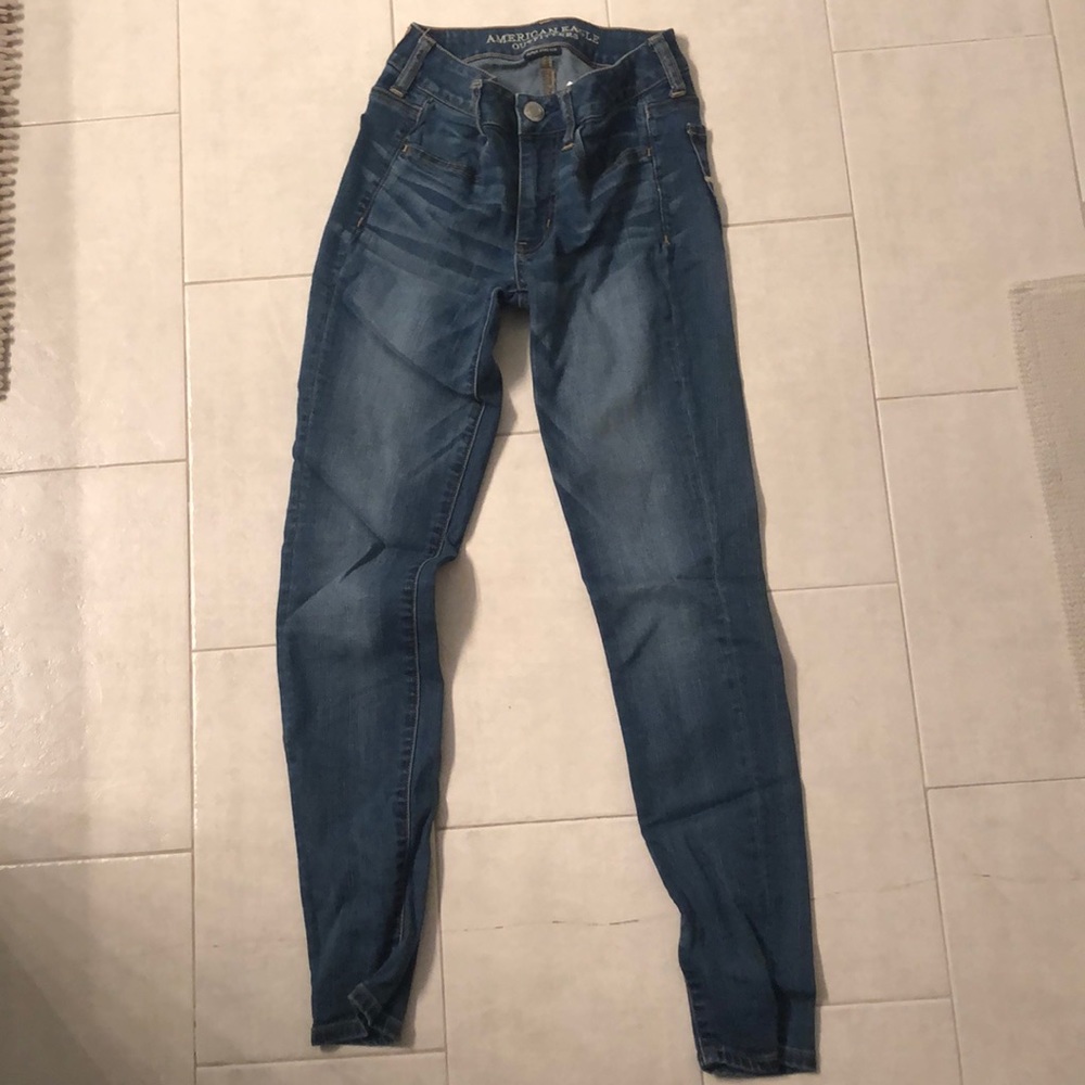 American Eagle women’s skinny jeans